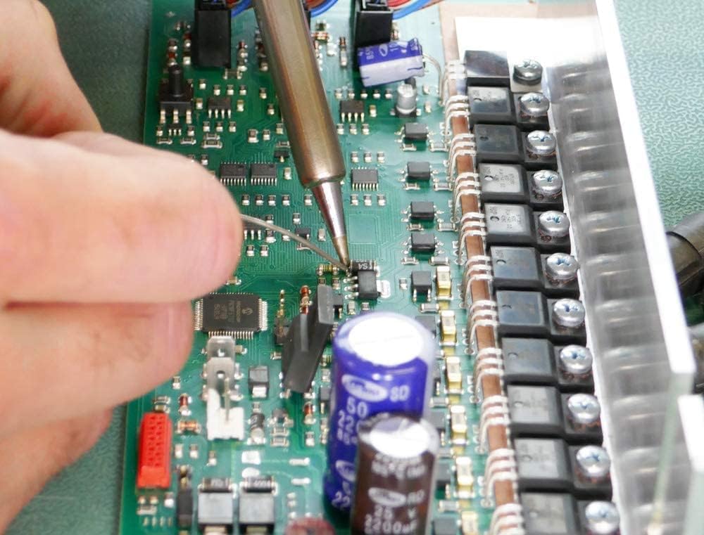 Weller 70 Watt Digital Soldering Station | WE1010NA